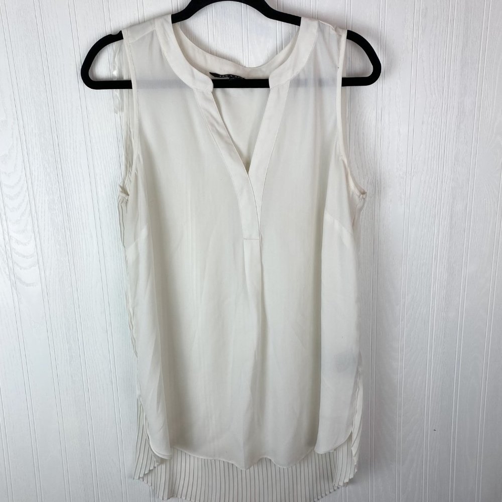 Zac & Rachel White‎ sleeveless top size Large